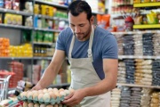 Salarios: cómo se vienen registrando las actualizaciones sector por sector