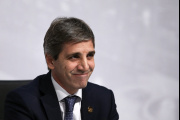 El Gobierno recibe USD 2.000 millones del FMI y ejecuta maniobra contable para mejorar reservas netas