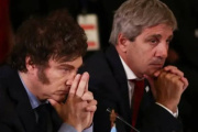 El Gobierno celebra nuevos créditos por casi u$s8.000 millones, pero crece el endeudamiento postergando a las futuras generaciones