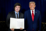 El Tesoro de EEUU demora el anuncio formal de auxilio y deja a Milei con solo un gesto político de Trump
