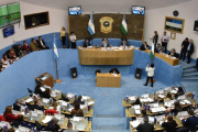 La Legislatura rionegrina sancionó la ley que establece aranceles en salud y educación a los extranjeros