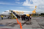 Flybondi agrava su crisis: no pagó sueldos y crecen las señales de quiebre