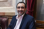 José Carambia cargó contra Claudio Vidal: “YPF le pagó 200 millones de dólares a Santa Cruz y nadie sabe dónde están”