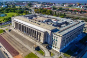 La Corte rechazó a Milei y ordenó actualizar sueldos universitarios