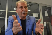 Sobisch reabre la pregunta política por la estafa de planes