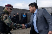 Santa Cruz otorgó por resolución un aumento a la Policía
