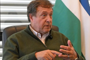 Weretilneck puso en duda su candidatura y anticipó que las elecciones en Río Negro serían entre abril y junio de 2027