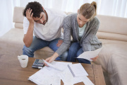 Dos trabajadores estatales de Río Negro pidieron su propia quiebra por el sobreendeudamiento